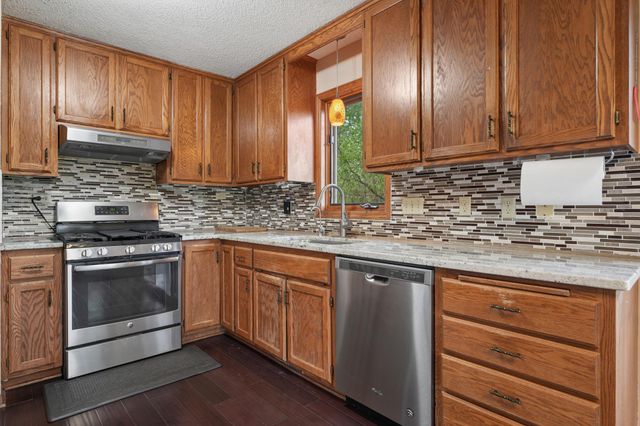 5700 Willow Trail, Shoreview, MN 55126