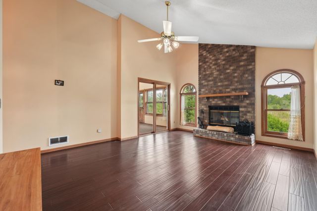 5700 Willow Trail, Shoreview, MN 55126