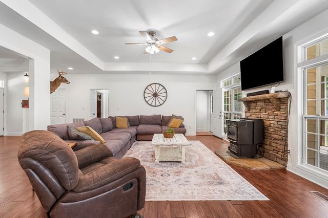 324 Hines Gap Road, Hamilton, GA 31811