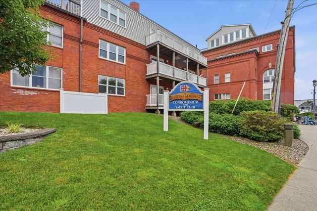45 Main Street 302, Wareham, MA 02571