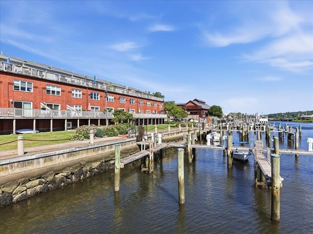 45 Main Street 302, Wareham, MA 02571