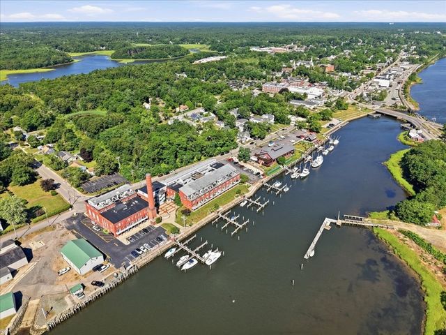 45 Main Street 302, Wareham, MA 02571
