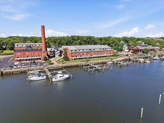 45 Main Street 302, Wareham, MA 02571