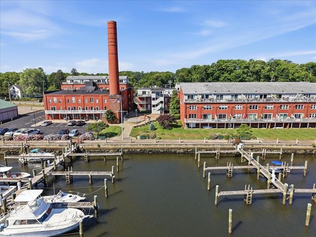 45 Main Street 302, Wareham, MA 02571