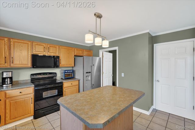 10314 Edgewater Trail, Grand Blanc Charter Township, MI 48442