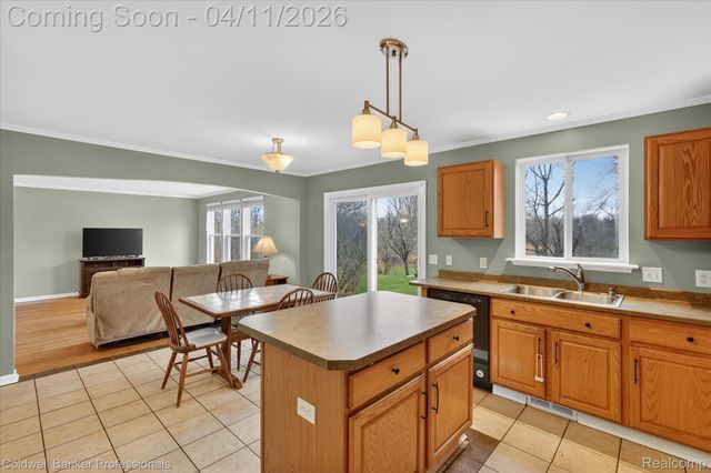 10314 Edgewater Trail, Grand Blanc Charter Township, MI 48442