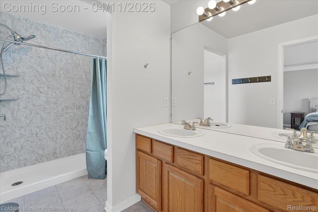 10314 Edgewater Trail, Grand Blanc Charter Township, MI 48442
