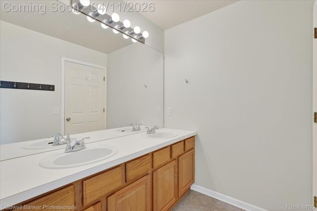 10314 Edgewater Trail, Grand Blanc Charter Township, MI 48442