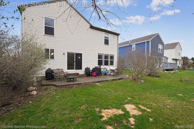 10314 Edgewater Trail, Grand Blanc Charter Township, MI 48442