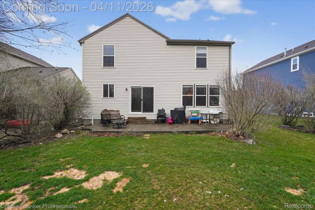 10314 Edgewater Trail, Grand Blanc Charter Township, MI 48442