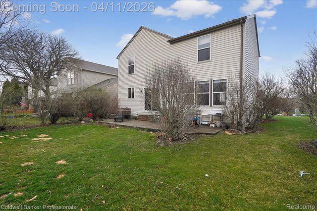 10314 Edgewater Trail, Grand Blanc Charter Township, MI 48442