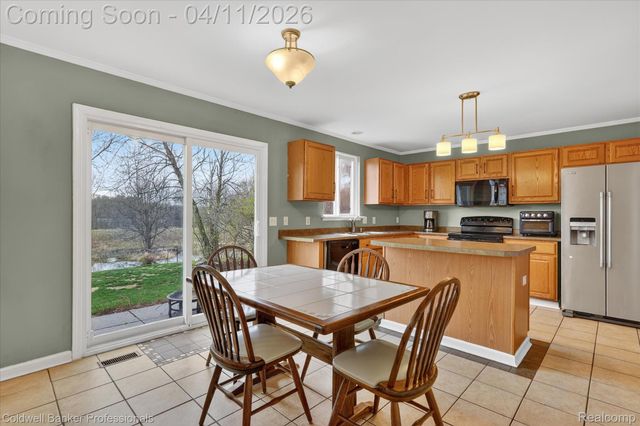 10314 Edgewater Trail, Grand Blanc Charter Township, MI 48442