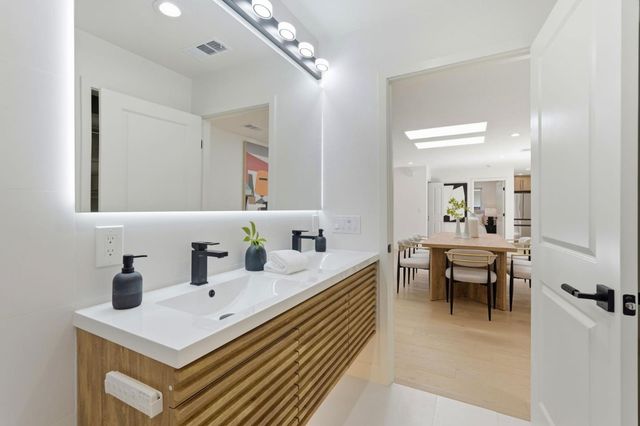 2320 Talia Avenue, Santa Clara, CA 95050