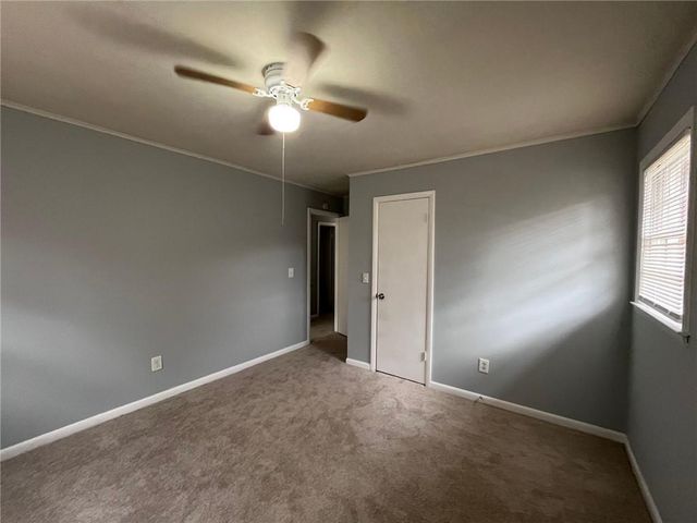 4016 Elmscourt Drive, Stone Mountain, GA 30083