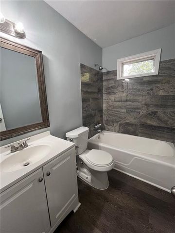 4016 Elmscourt Drive, Stone Mountain, GA 30083