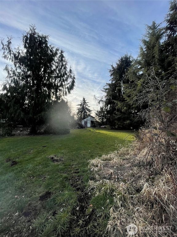 1470 Armstrong Street, Raymond, WA 98577