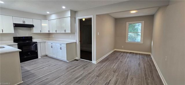 1746 Stoneybrook Drive, High Point, NC 27265