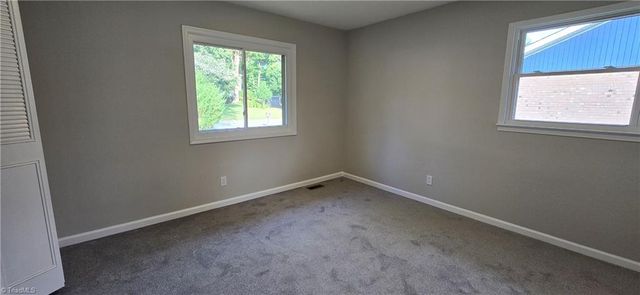 1746 Stoneybrook Drive, High Point, NC 27265