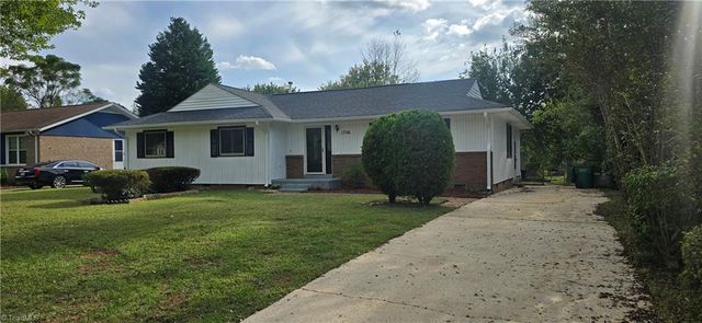 1746 Stoneybrook Drive, High Point, NC 27265