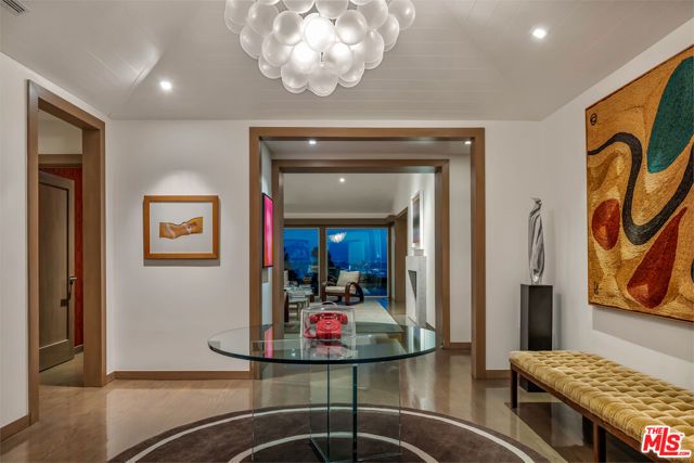 8814 Pinto Place, Los Angeles, CA 90069