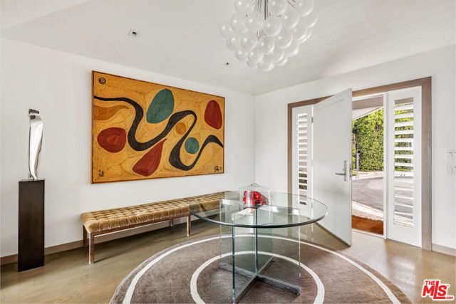 8814 Pinto Place, Los Angeles, CA 90069