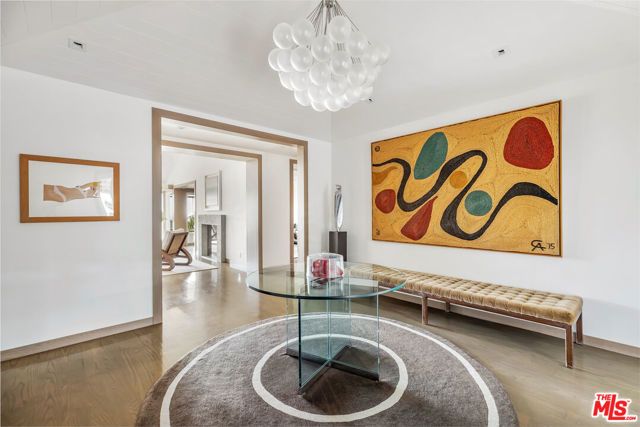 8814 Pinto Place, Los Angeles, CA 90069