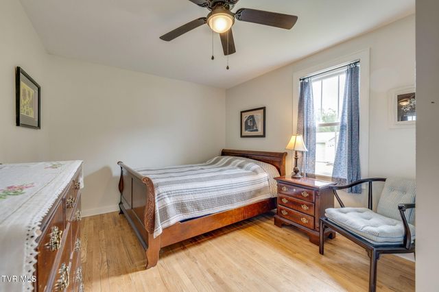 205 Willow Street, Roan Mountain, TN 37687