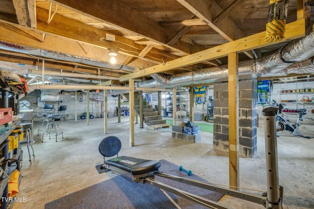 205 Willow Street, Roan Mountain, TN 37687