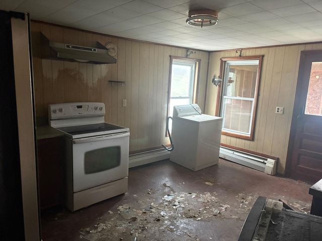 1588 Pleasant Street, West Rutland, VT 05777