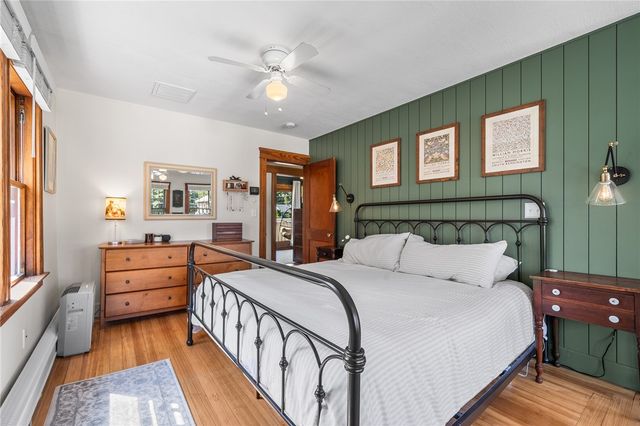84 Alden Avenue, Warwick, RI 02889