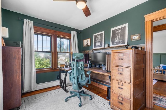 84 Alden Avenue, Warwick, RI 02889