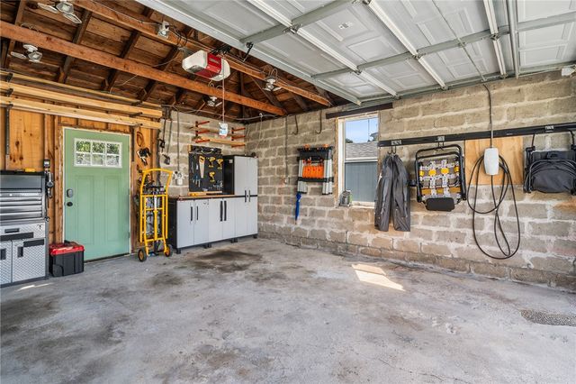 84 Alden Avenue, Warwick, RI 02889