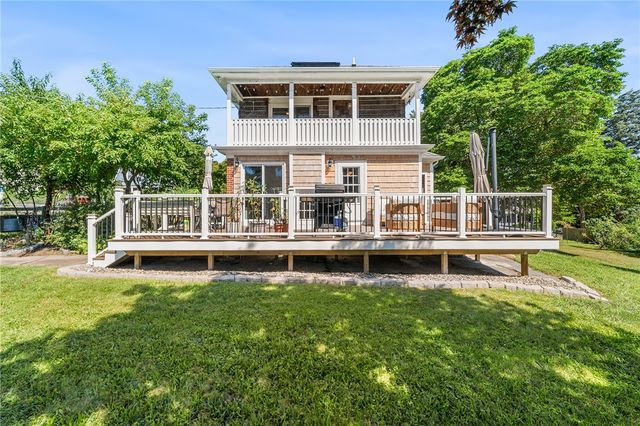 84 Alden Avenue, Warwick, RI 02889