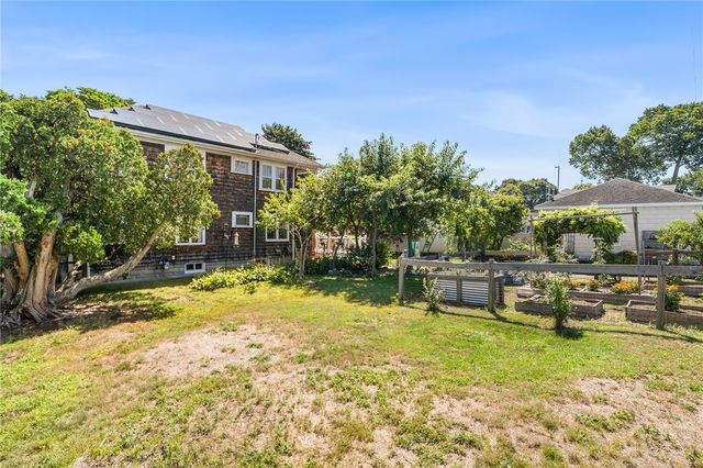 84 Alden Avenue, Warwick, RI 02889