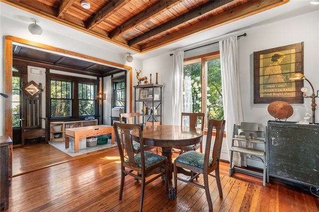 84 Alden Avenue, Warwick, RI 02889
