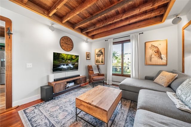 84 Alden Avenue, Warwick, RI 02889