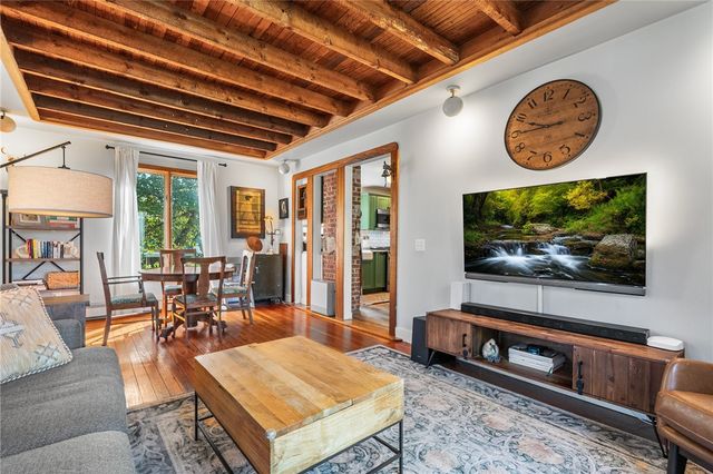 84 Alden Avenue, Warwick, RI 02889