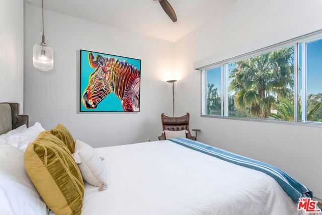 6826 Iris Circle, Los Angeles, CA 90068