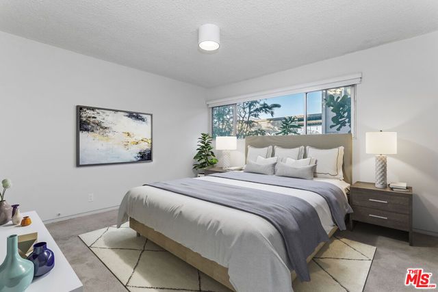 6826 Iris Circle, Los Angeles, CA 90068