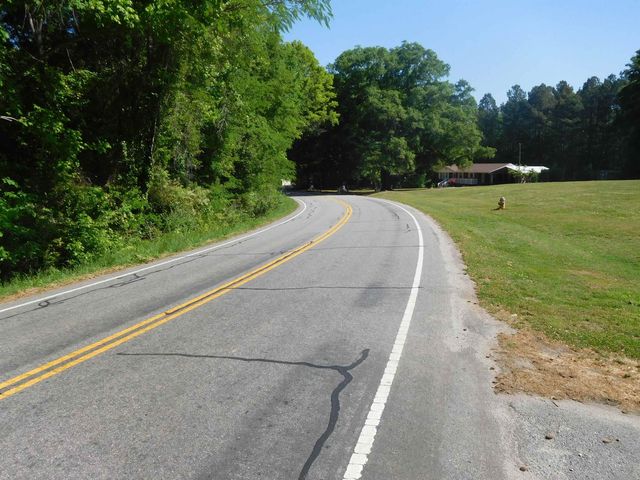 217 Peoples Creek Road Road, Gaffney, SC 29340