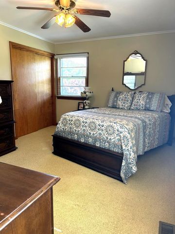 217 Peoples Creek Road Road, Gaffney, SC 29340