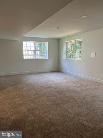 8035 GEORGIA CT, Severn, MD 21144