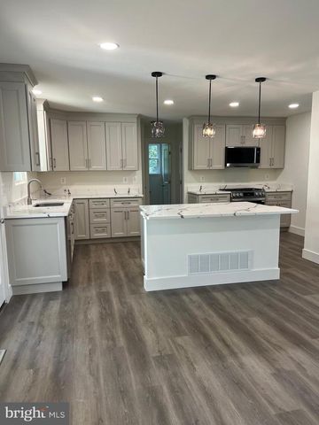 8035 GEORGIA CT, Severn, MD 21144