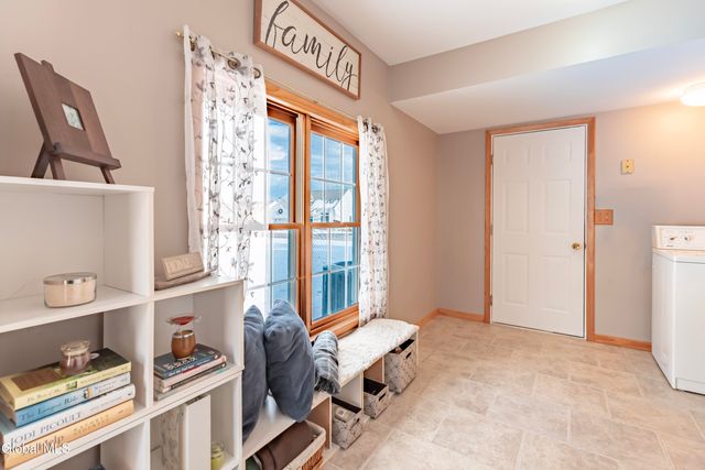 42 Capitol Place, East Greenbush, NY 12144