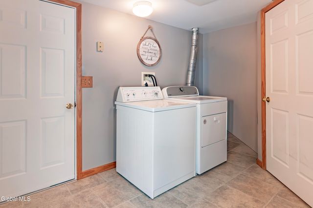 42 Capitol Place, East Greenbush, NY 12144