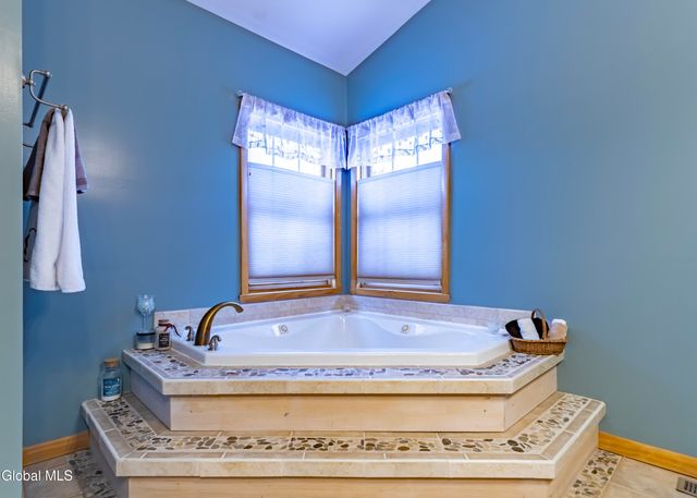 42 Capitol Place, East Greenbush, NY 12144