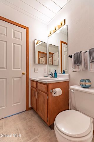 42 Capitol Place, East Greenbush, NY 12144