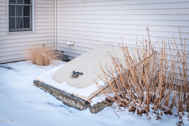 42 Capitol Place, East Greenbush, NY 12144