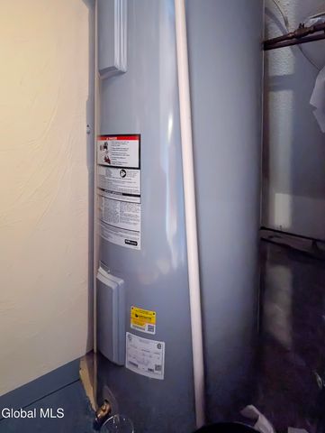 42 Capitol Place, East Greenbush, NY 12144