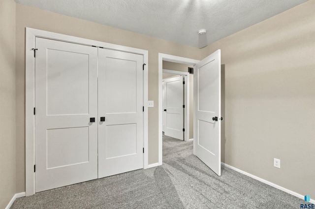 3301 S Terry Ave Avenue, Sioux Falls, SD 57106